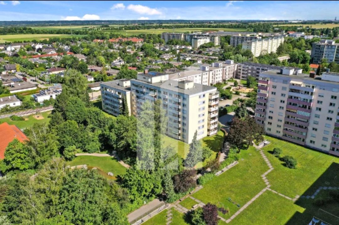 Moderne 3Zimmer Wohnung, In Koenigsbrunn Bei Augsburg ภายนอก รูปภาพ