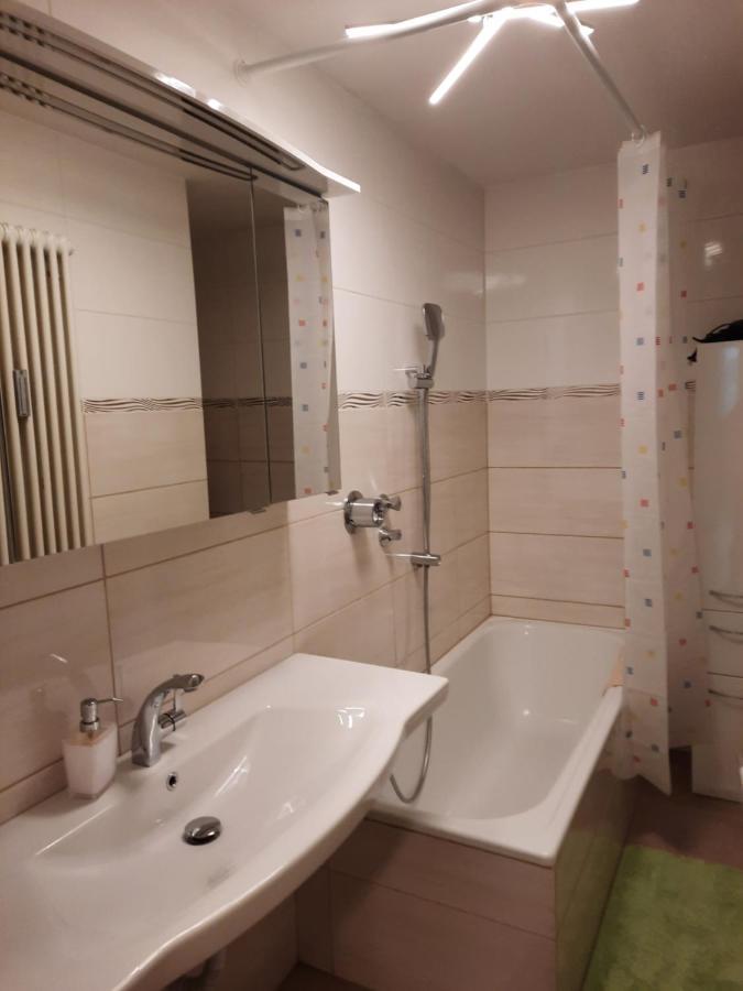 Moderne 3Zimmer Wohnung, In Koenigsbrunn Bei Augsburg ภายนอก รูปภาพ