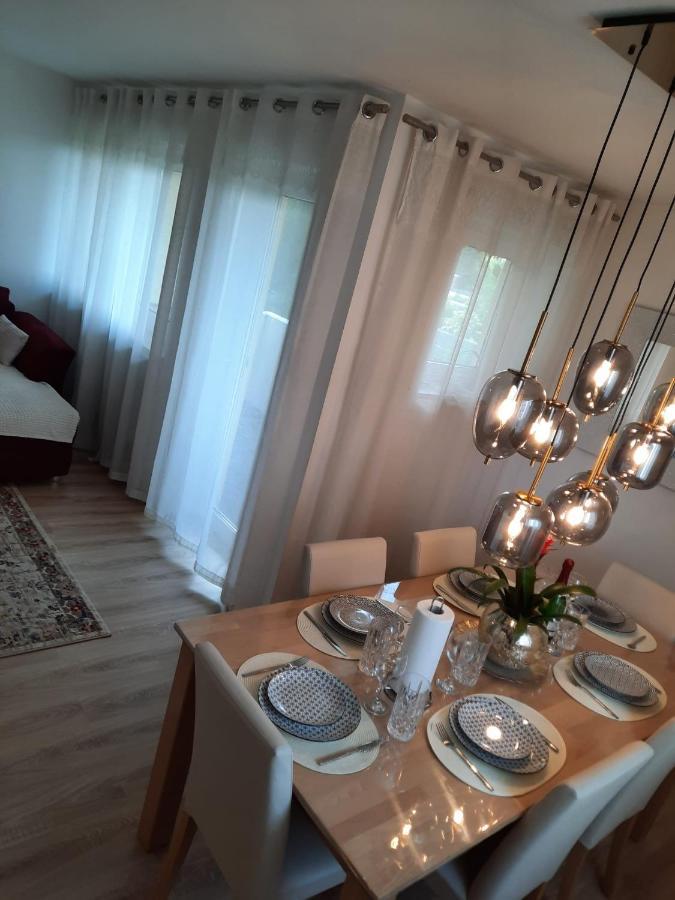 Moderne 3Zimmer Wohnung, In Koenigsbrunn Bei Augsburg ภายนอก รูปภาพ